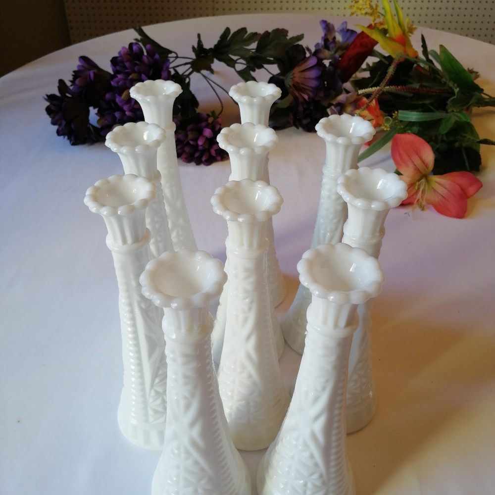 One lot of 10 9 " Vintage Bud Vase
